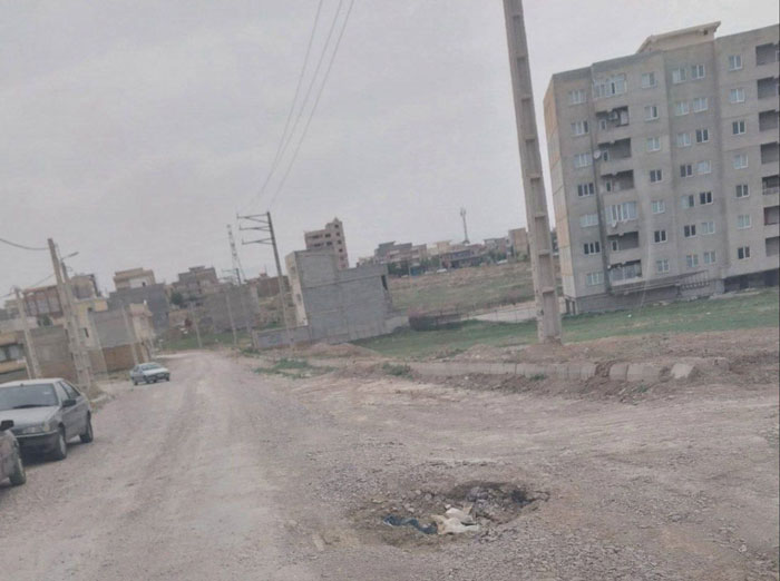 زیر سازی کردند اما از آسفالتش خبری نشده