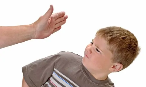 تنبیه بدنی کودک