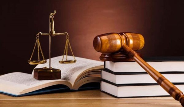 آغاز توزیع کارت آزمون کارآموزی وکالت سال ۱۴۰۴ از ۱۲ آبان